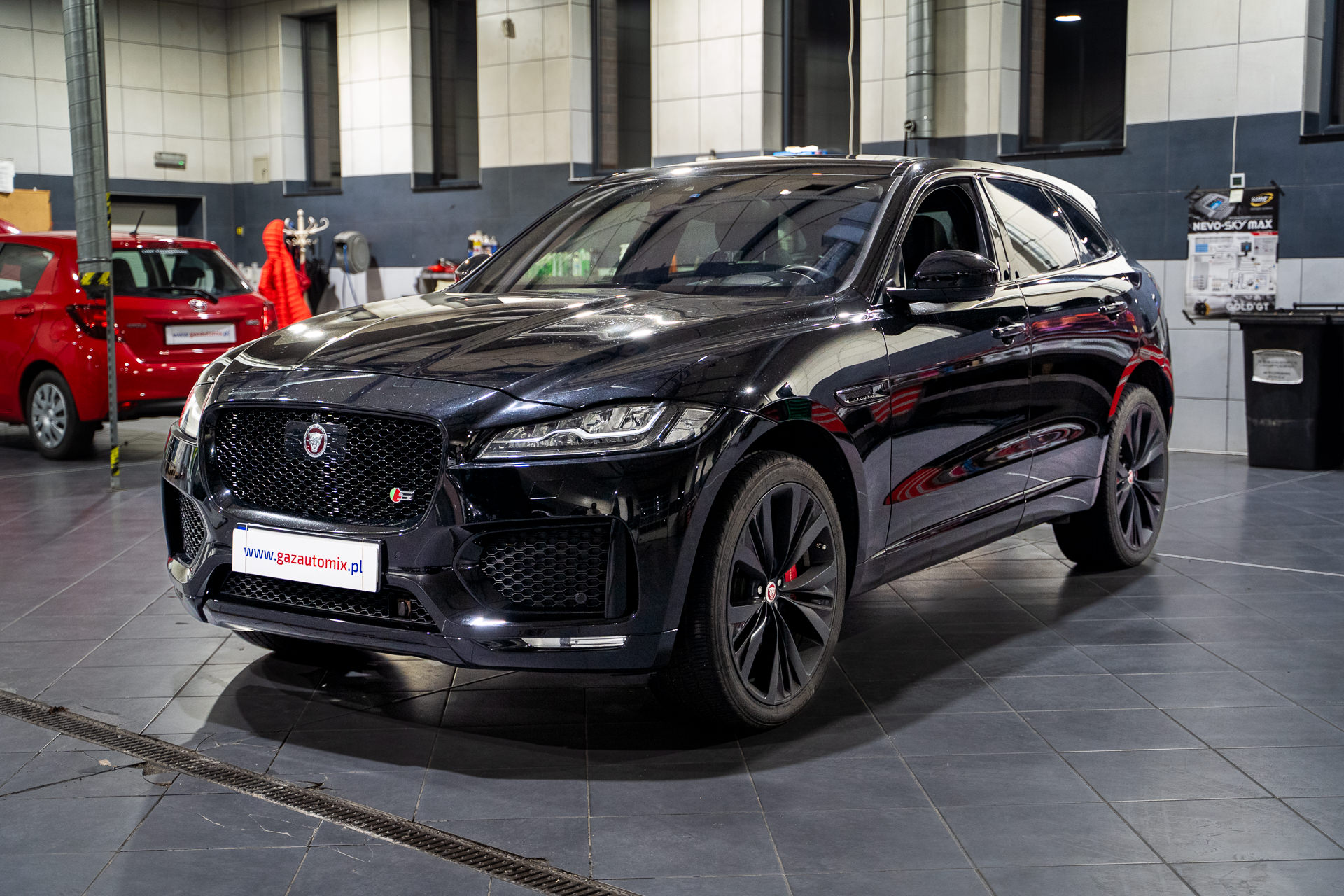 JAGUAR F-PACE LPG