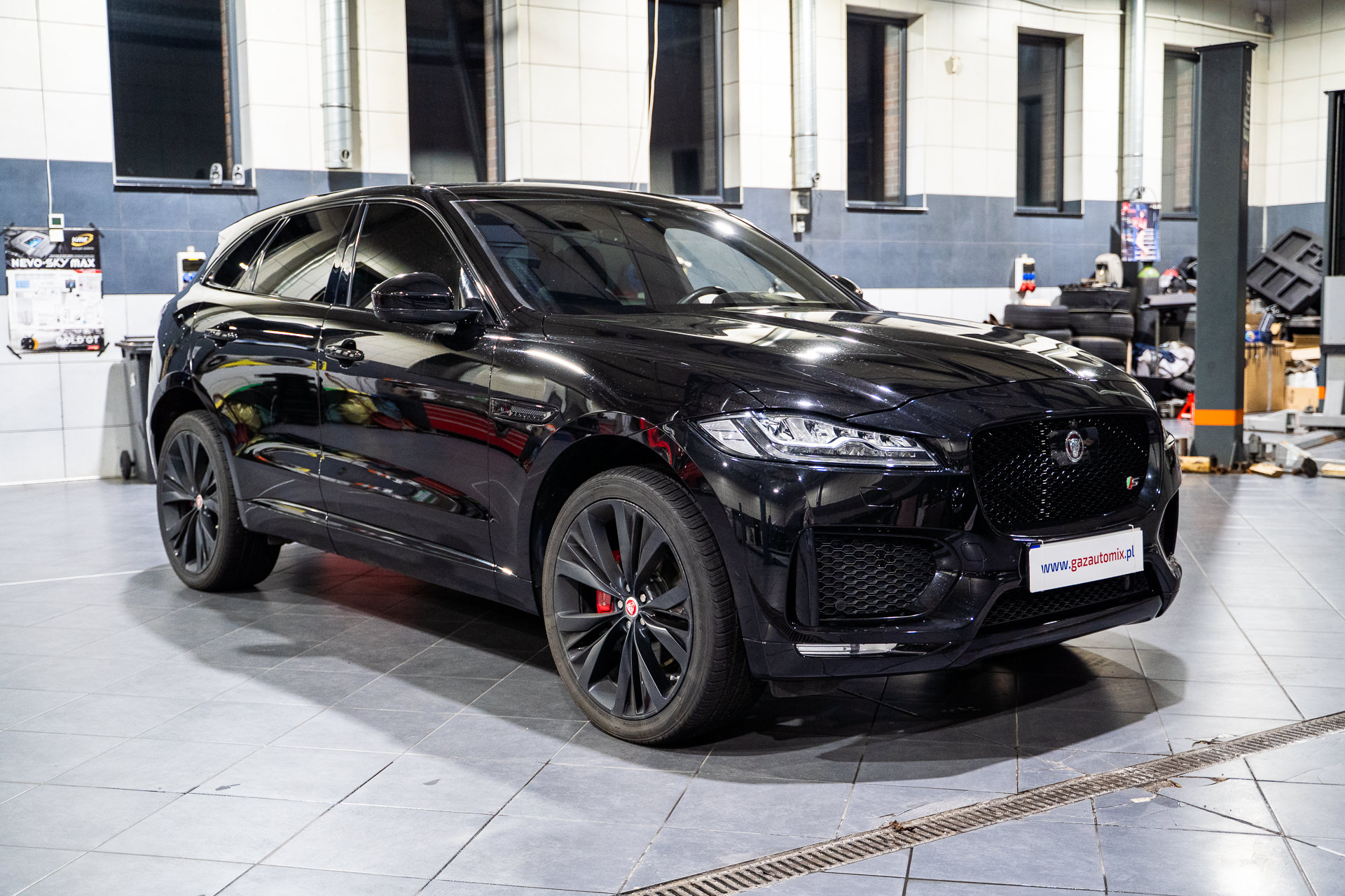 JAGUAR F-PACE LPG