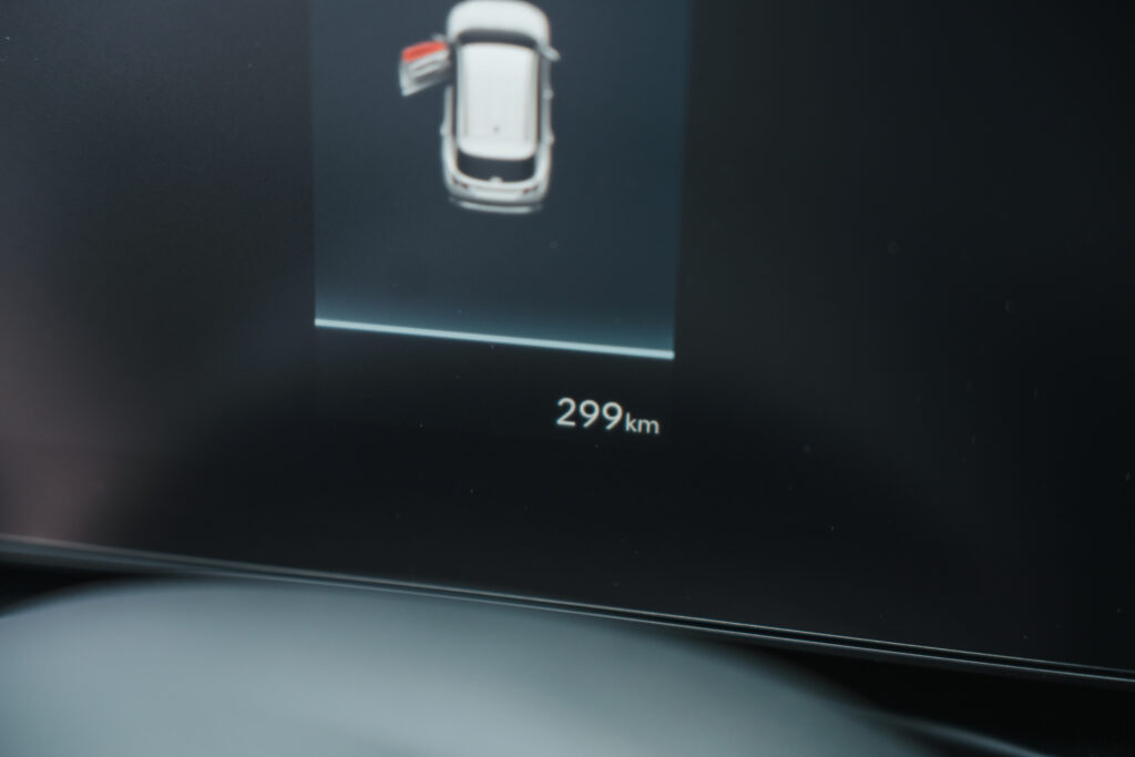 Licznik Hyundai Tucson LPG 2026 pokazujący mały przebieg – nowy SUV 1.6 150 KM